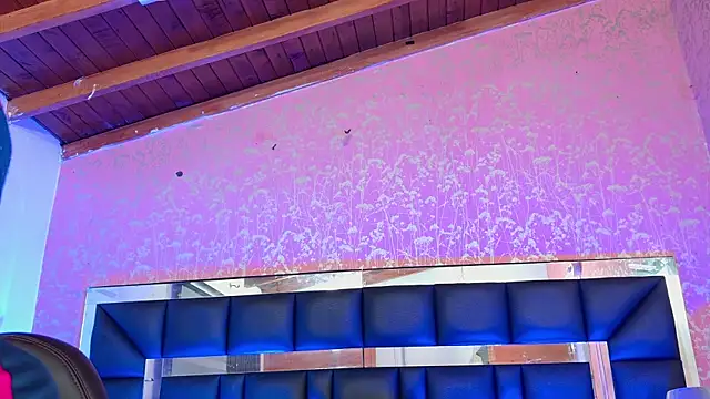 Sofia martiin online show from 10-09-25, 03:04