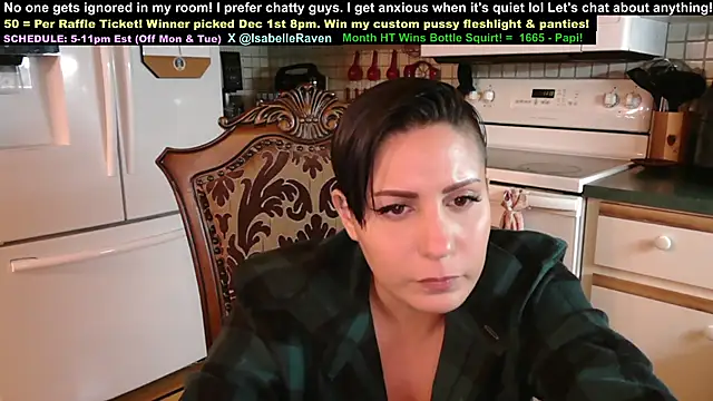Snapshot of IsabelleRaven chatting on 11-01-25, 03:19 IsabelleRaven online show from 11-01-25, 03:19