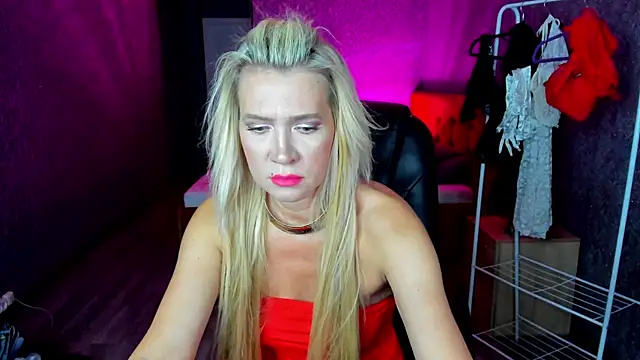 Luna  Lewis online show from 12-03-24, 08:16