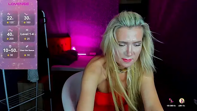 Luna  Lewis online show from 12-04-24, 08:23