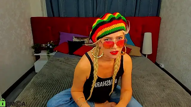 Snapshot of Luna__Lewis chatting on 02-18-26, 09:38 Luna Lewis online show from 02-18-26, 09:38