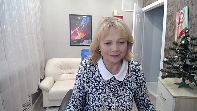 Milla Cutie18 online show from 12-26-24, 09:01