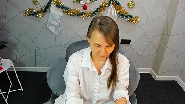 Lillian White online show from 01-10-25, 09:13