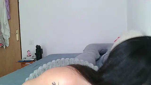 Snapshot of AbyCarson chatting on 02-21-25, 03:21 AbyCarson online show from 02-21-25, 03:21
