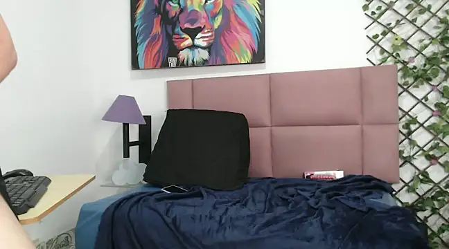 karabellie online show from 12-17-24, 05:26