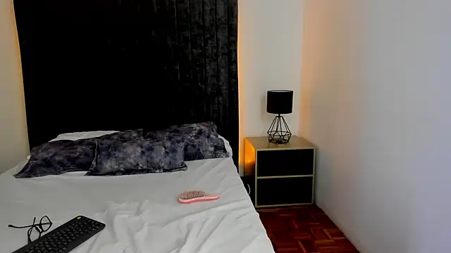 NataGarcia online show from 10-14-25, 02:51