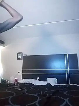 Snapshot of ElJudah7 chatting on 11-17-25, 05:19 ElJudah7 online show from 11-17-25, 05:19