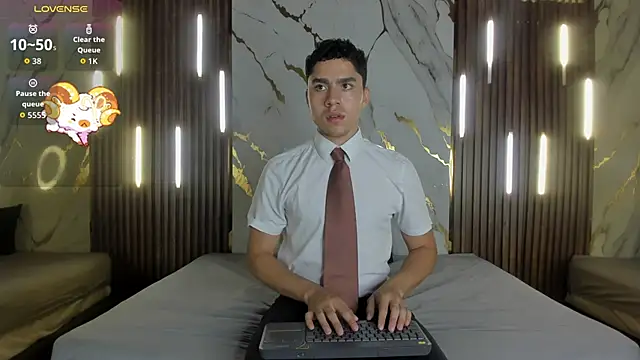 LiamNovak online show from 11-29-25, 11:02