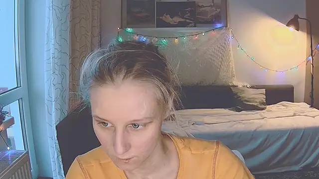 KatiKate online show from 12-21-24, 08:07