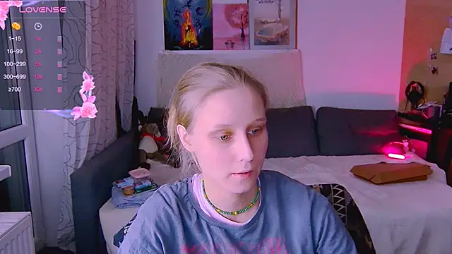 KatiKate online show from 03-13-25, 10:21