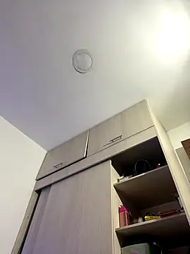 KloheCurvy online show from 10-08-25, 02:47