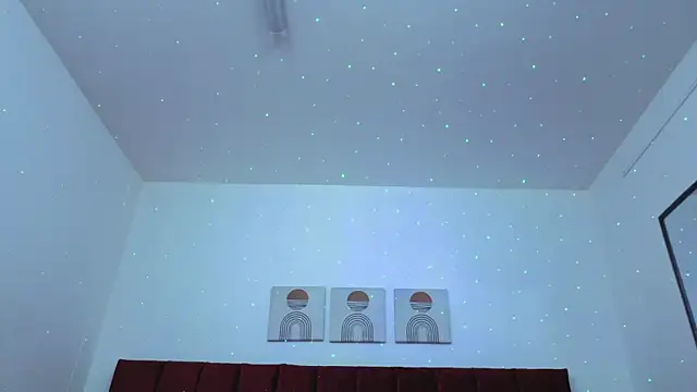 selena castillo online show from 10-17-25, 11:57