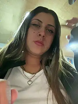 girl anni online show from 01-23-25, 12:04