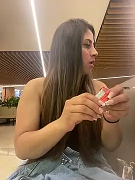 girl anni online show from 02-04-25, 05:01