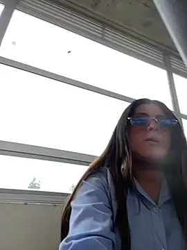 girl anni online show from 02-15-25, 04:23