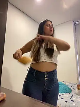 girl anni online show from 02-25-25, 05:04