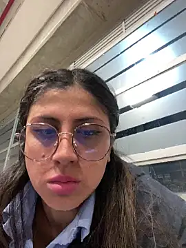girl anni online show from 03-04-25, 11:54