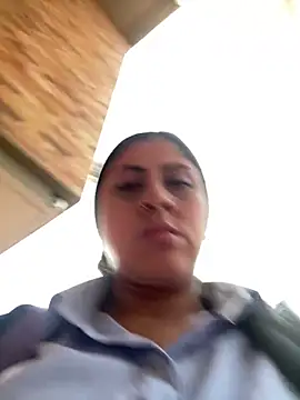 girl anni online show from 03-17-25, 10:38