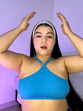 Snapshot of Blancanievess chatting on 10-11-25, 10:30 Blancanievess online show from 10-11-25, 10:30