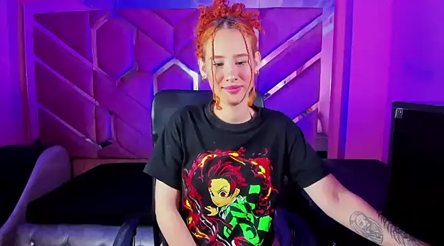 Nami Curls online show from 02-16-25, 01:16