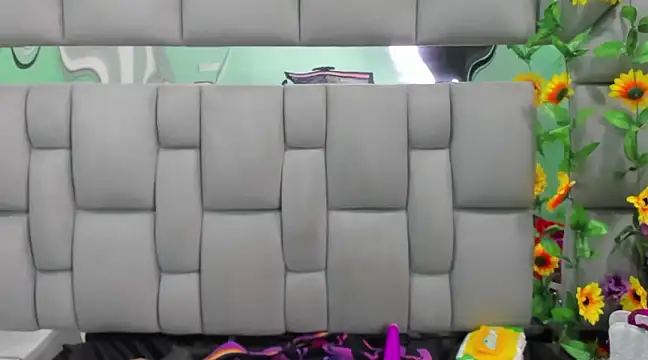 Snapshot of Lovely_celeste chatting on 12-24-24, 08:22 Lovely celeste online show from 12-24-24, 08:22