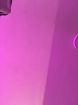 Snapshot of Lovely_celeste chatting on 10-17-25, 04:26 Lovely celeste online show from 10-17-25, 04:26