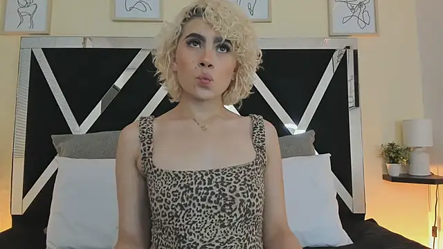 Snapshot of marian_pinzon chatting on 09-09-25, 02:33 marian pinzon online show from 09-09-25, 02:33