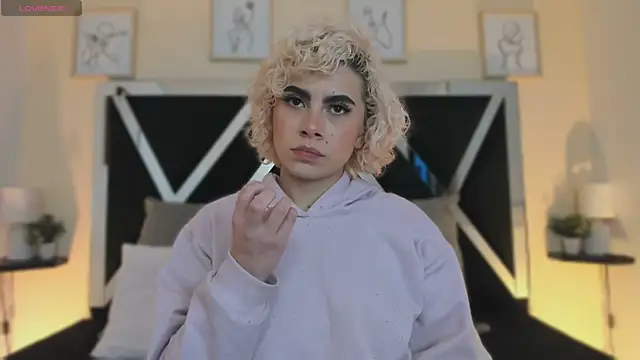 Snapshot of marian_pinzon chatting on 09-13-25, 02:33 marian pinzon online show from 09-13-25, 02:33