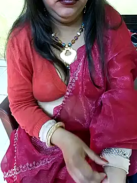 Snapshot of Simran-Kudi chatting on 01-11-25, 04:38 Simran-Kudi online show from 01-11-25, 04:38