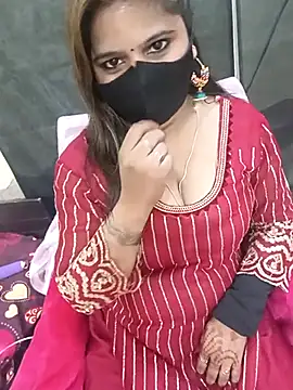 Snapshot of Simran-Kudi chatting on 03-21-25, 04:06 Simran-Kudi online show from 03-21-25, 04:06