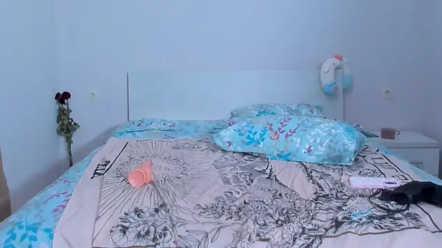 Shadow Strik online show from 12-18-24, 03:55