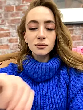 Snapshot of _AngelMoon_ chatting on 10-06-25, 03:59 AngelMoon online show from 10-06-25, 03:59