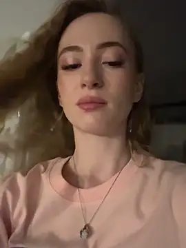 Snapshot of _AngelMoon_ chatting on 10-07-25, 03:36 AngelMoon online show from 10-07-25, 03:36