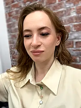 Snapshot of _AngelMoon_ chatting on 10-09-25, 03:37 AngelMoon online show from 10-09-25, 03:37