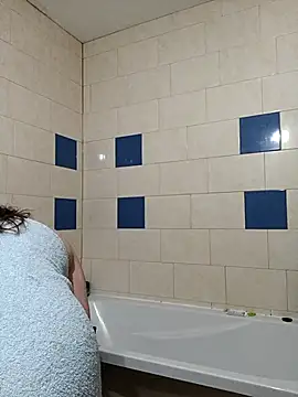 Snapshot of kila_lo chatting on 03-10-25, 09:43 kila lo online show from 03-10-25, 09:43