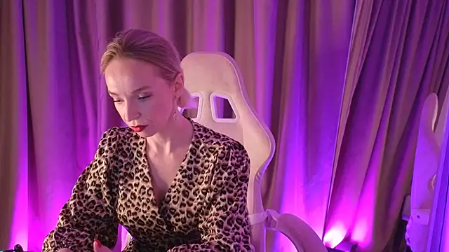 bubbling crush online show from 02-17-25, 02:20