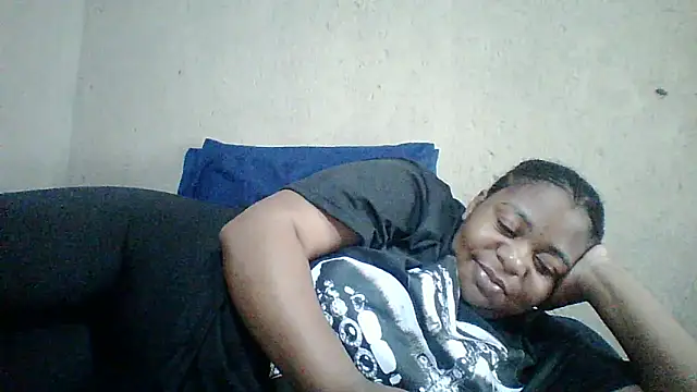 bustyboobs6 online show from 12-18-25, 06:52