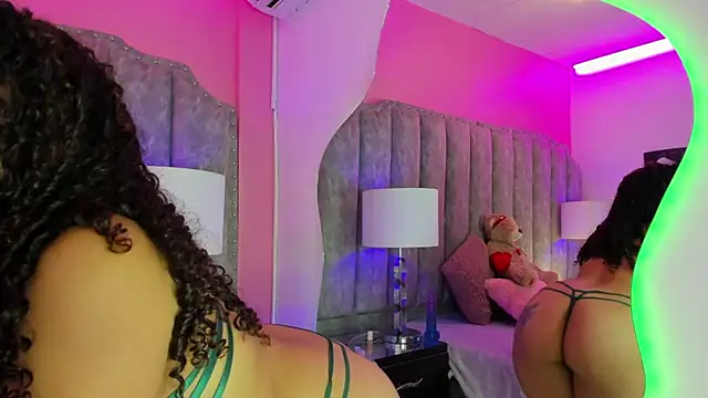 CoralHarmon online show from 01-11-25, 01:11