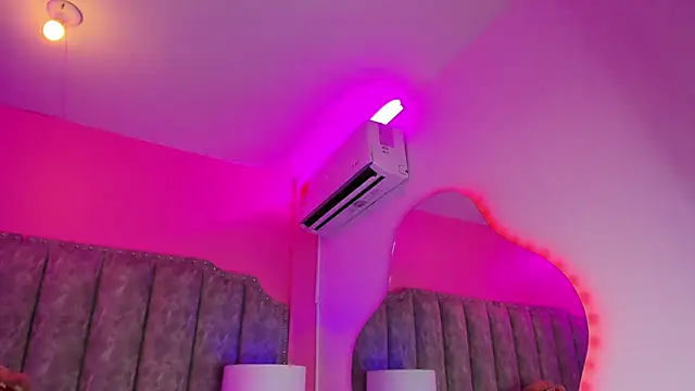 CoralHarmon online show from 01-15-25, 01:31