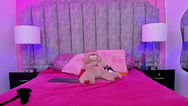 CoralHarmon online show from 02-22-25, 03:47