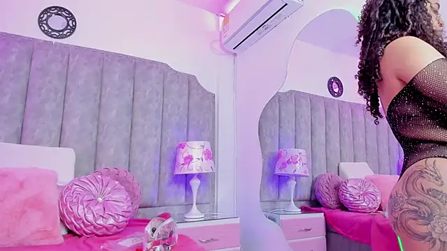 CoralHarmon online show from 03-22-25, 02:14