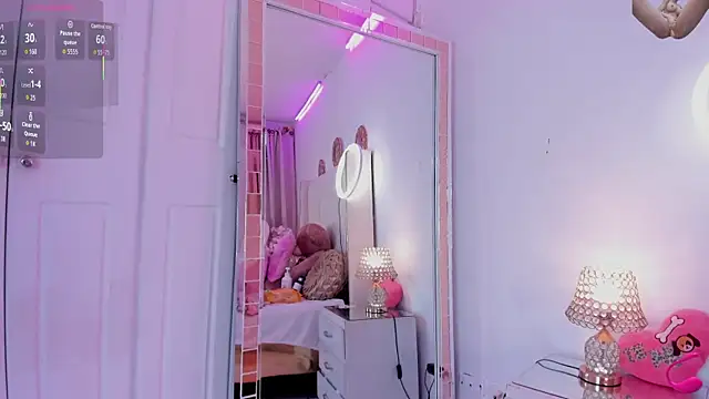 CoralHarmon online show from 10-11-25, 10:41