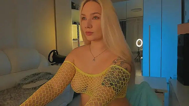 1AlexaGoddess3 online show from 02-11-25, 02:57