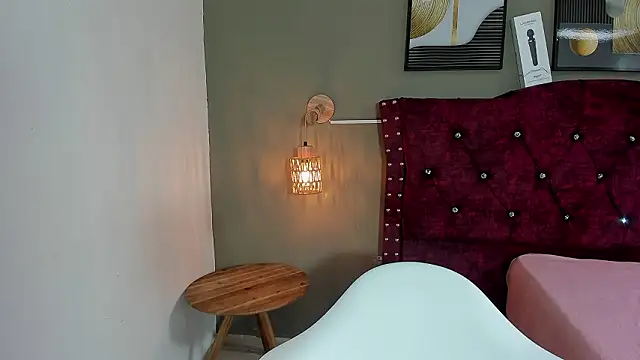 angela nix online show from 03-27-26, 03:23