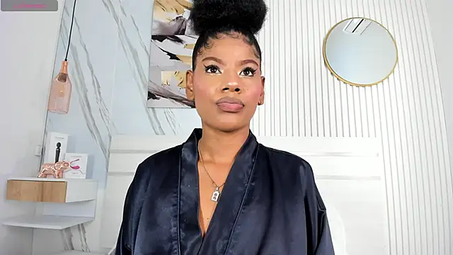 Sara Lewwis online show from 03-18-25, 12:14