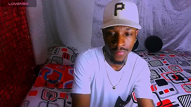 Snapshot of Aroonpapisex chatting on 12-02-24, 12:19 Aroonpapisex online show from 12-02-24, 12:19