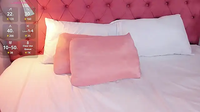 Snapshot of DannaCouper chatting on 03-12-25, 06:40 DannaCouper online show from 03-12-25, 06:40