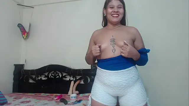 Stylevoluptuousvycky online show from 02-16-25, 11:05