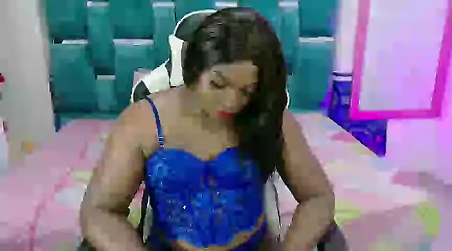 LuisaHottxx online show from 02-20-25, 05:23