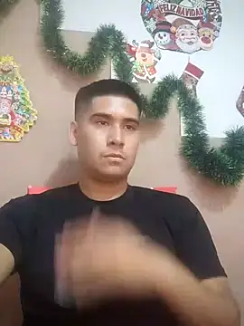 estudiante69 online show from 12-18-24, 05:00